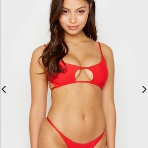 Frankie’s RED Willa top and bottom bikini🔥